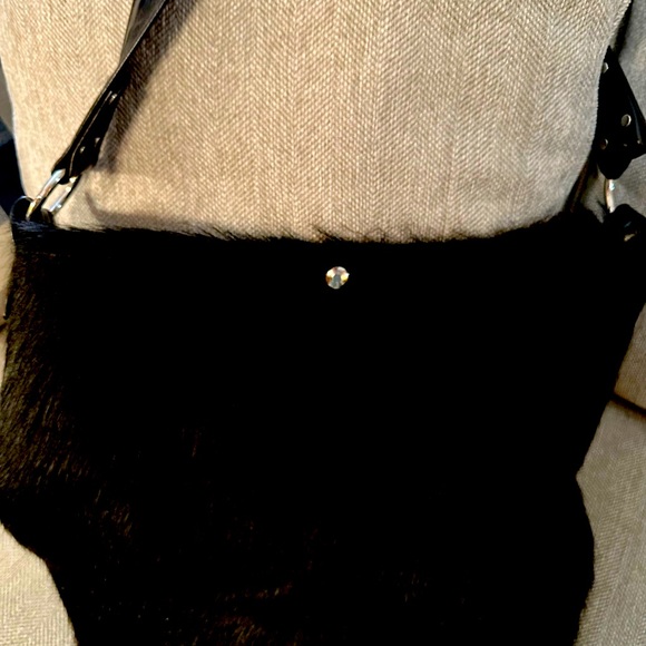 Wild Goose Cowhide Purse - Picture 2 of 6